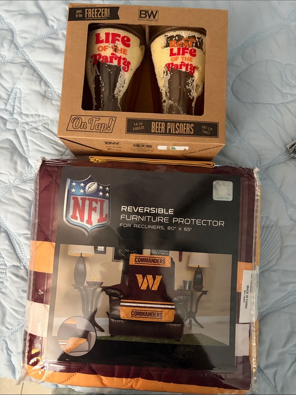 New ,NFL Reversible Furniture Protector in Burgundy & Gold, and set of pilsners - Picture 2 of 6